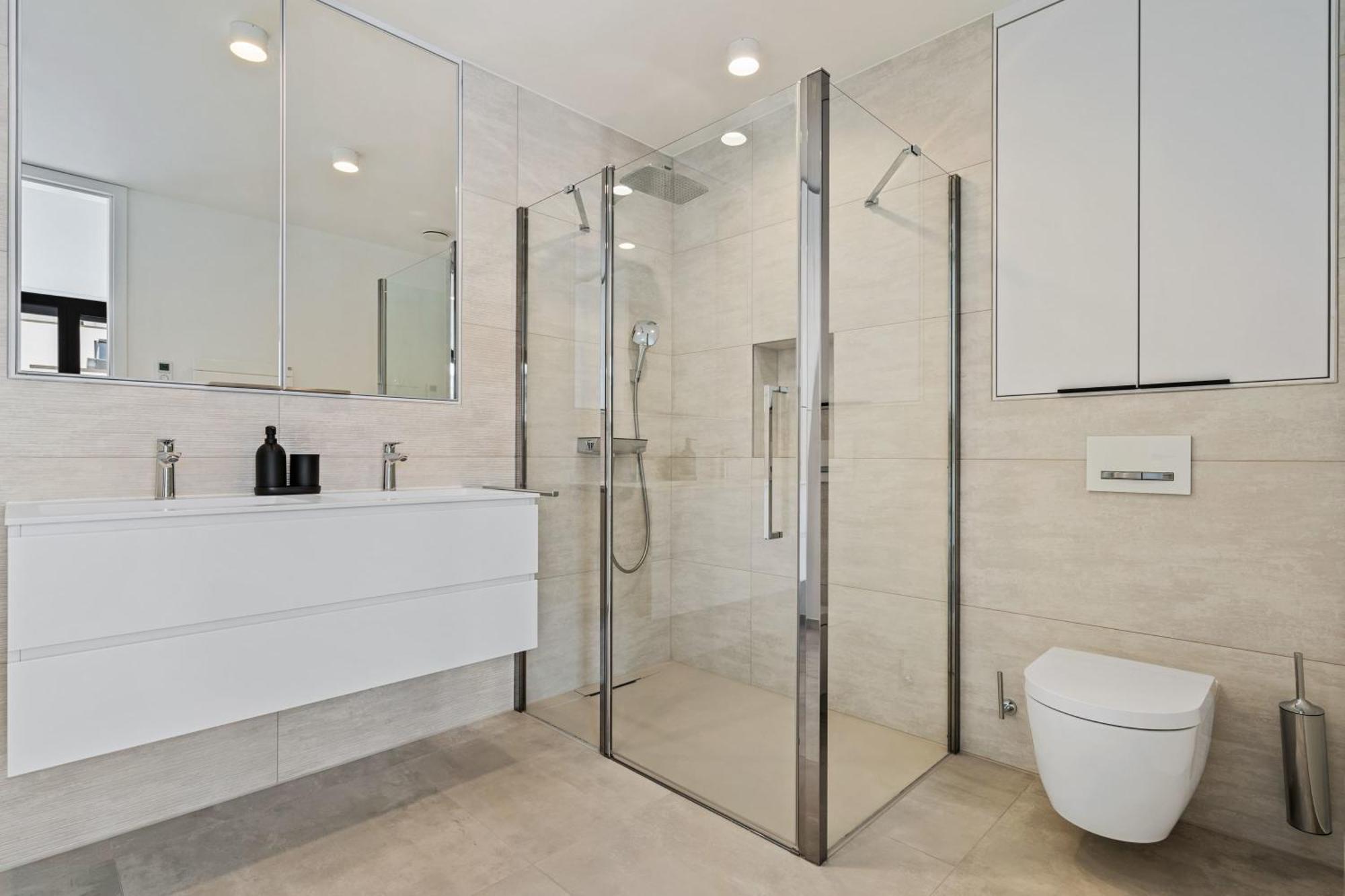 Upscale Urban Style & Comfort For Six Appartamento